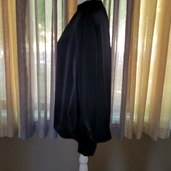 🖤VINCE CAMUTO SILKY LONG SLEEVE BLACK BLOUSE, SIZE LARGE - Picture 5 of 10